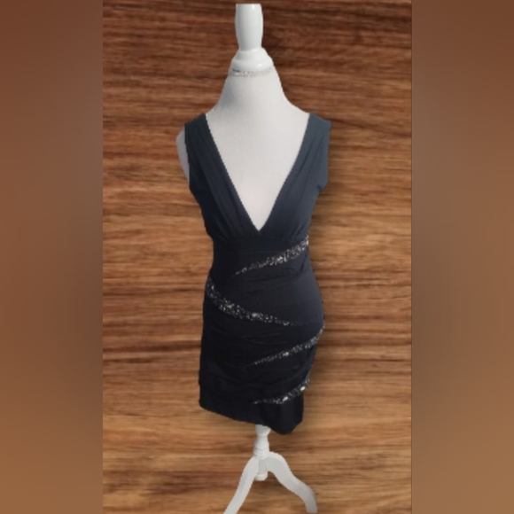 Nikibiki Dresses & Skirts - Womens V-neck Dress w/ Gems Sz L